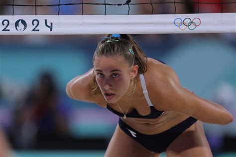 beach volleyball butts|Canadian Beach Volleyball Star Shared Jaw